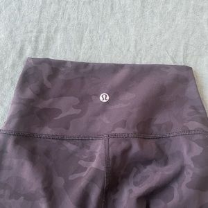 LuluLemon Black Camo Leggings, Size 4